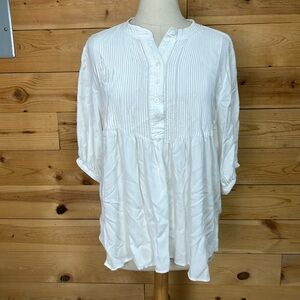 EUC Sundance catalog off white pintucked tuxedo henley high lo blouse top tee XL